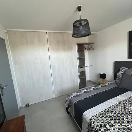 Maison Chaleureuse Avec Terrasse Privative Proche De La Gare Et Du Centre-ville Dom wakacyjny