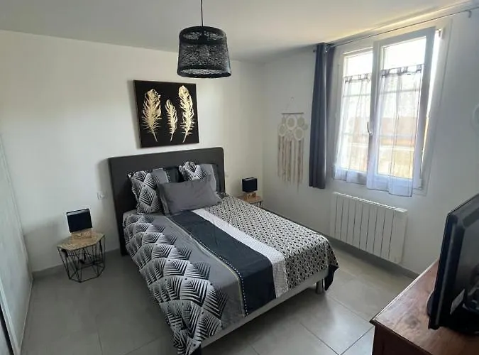 Maison Chaleureuse Avec Terrasse Privative Proche De La Gare Et Du Centre-ville